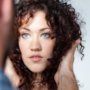 Meet your Posher, Eve